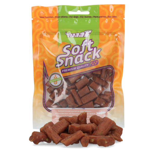 Braaaf Soft Snack Zalmstick met wortel en sperzieboon - Afbeelding 2